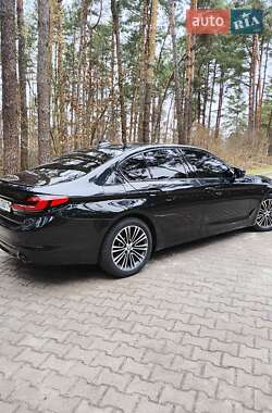 Седан BMW 5 Series 2017 в 