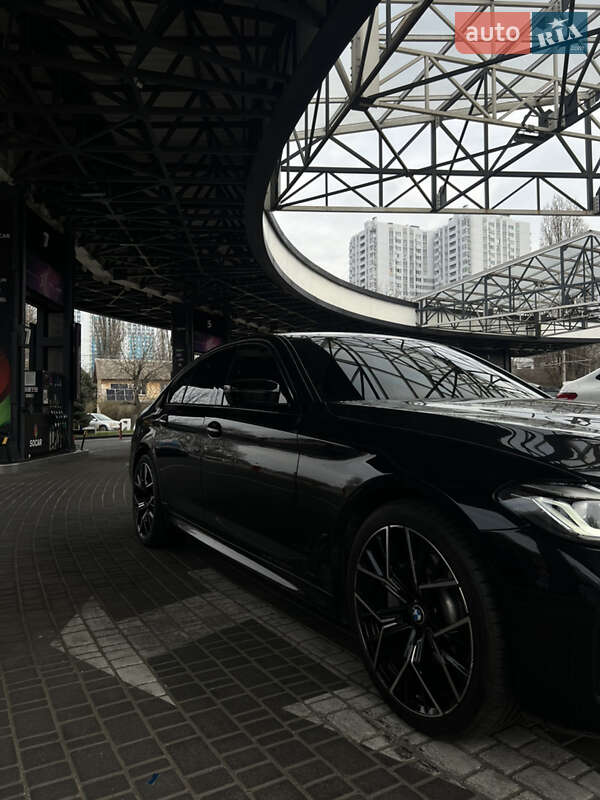 Седан BMW 5 Series 2021 в Одессе