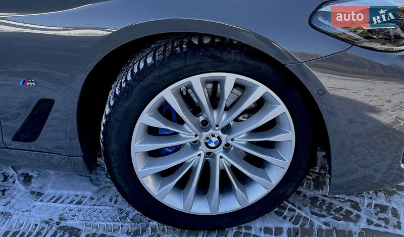 Седан BMW 5 Series 2021 в Львові