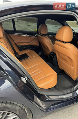 Седан BMW 5 Series 2017 в 