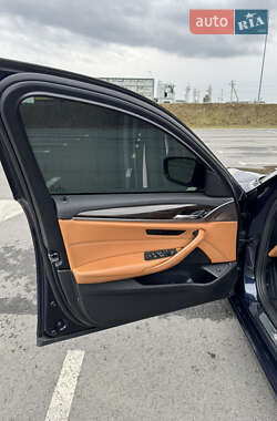Седан BMW 5 Series 2017 в 