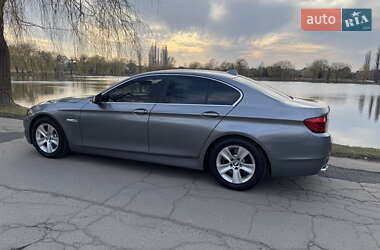 Седан BMW 5 Series 2011 в 