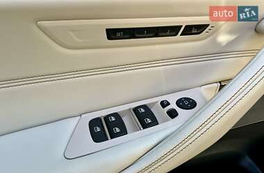 Седан BMW 5 Series 2020 в 