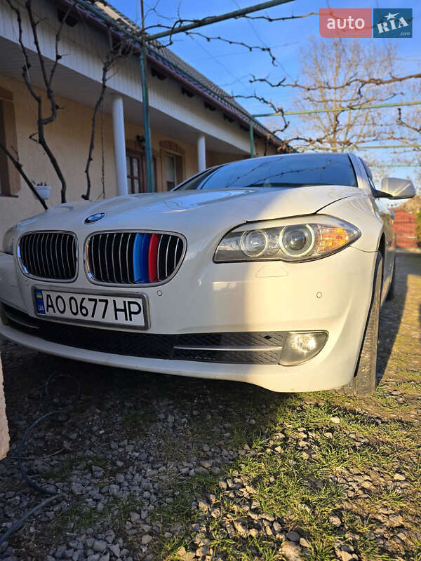 Универсал BMW 5 Series 2011 в 