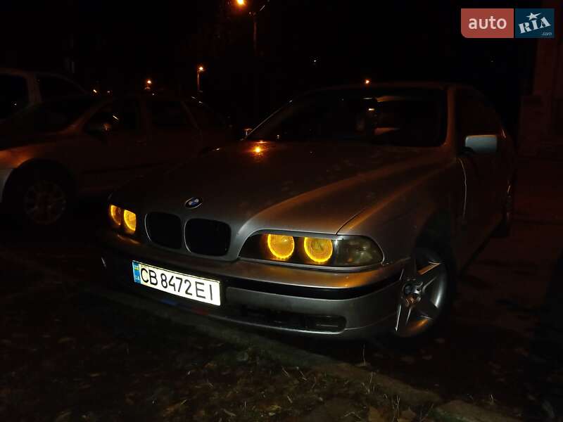 Седан BMW 5 Series 1998 в Чернигове
