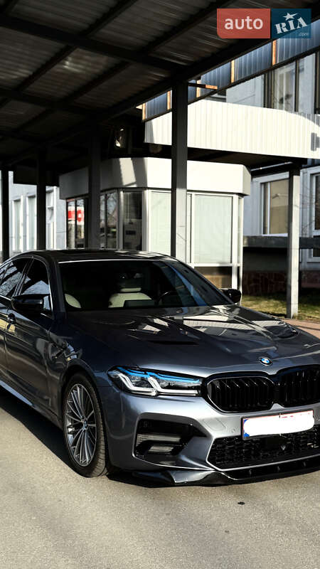 Седан BMW 5 Series 2017 в Виннице
