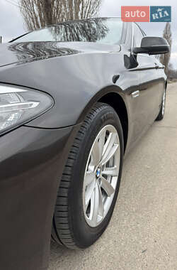 Седан BMW 5 Series 2013 в 