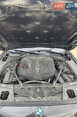 Седан BMW 5 Series 2013 в 