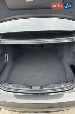Седан BMW 5 Series 2013 в 
