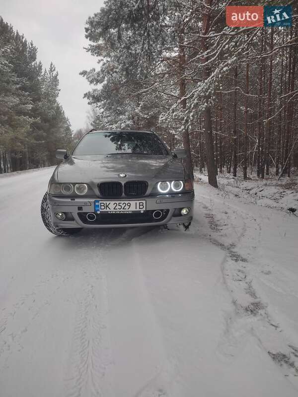 BMW 5 Series 2001