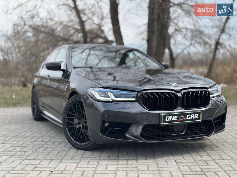 Седан BMW 5 Series 2019 в Дніпрі