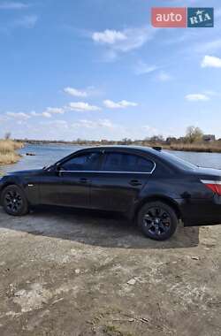 Седан BMW 5 Series 2005 в 