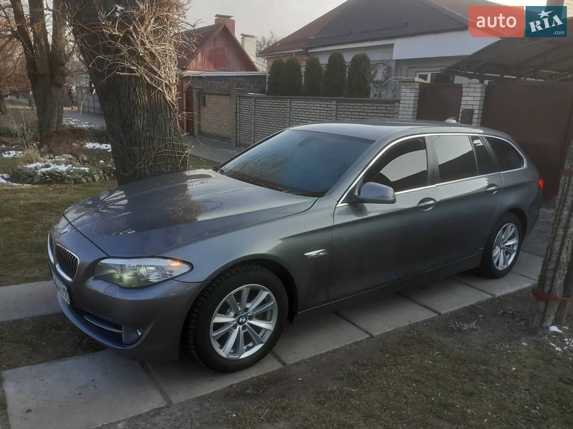 2012 BMW 5er - мініатюра 2