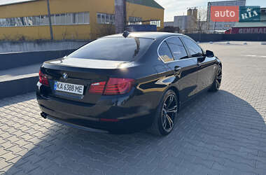 Седан BMW 5 Series 2012 в 