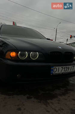 Седан BMW 5 Series 2001 в 