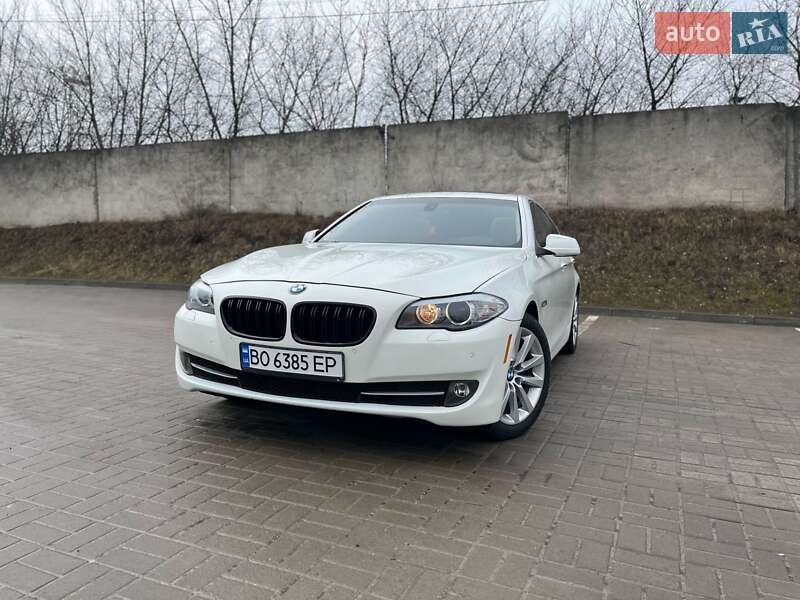 Седан BMW 5 Series 2011 в 