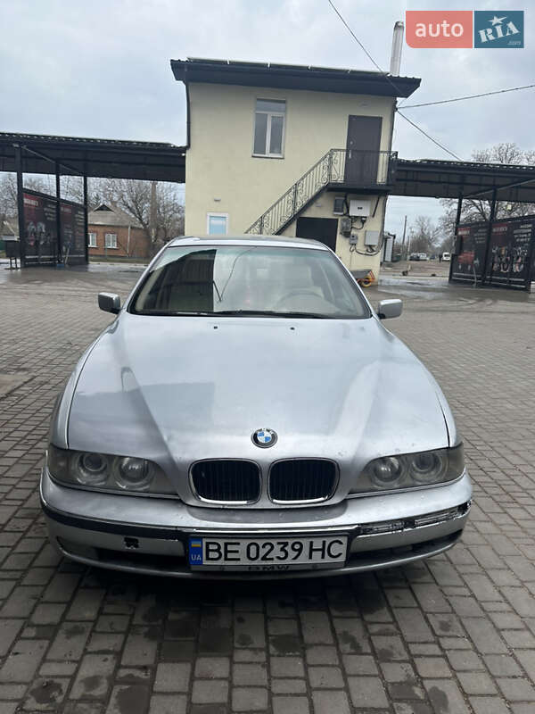 BMW 5 Series 1996