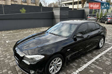 Седан BMW 5 Series 2012 в 