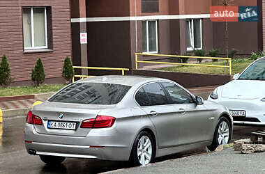 Седан BMW 5 Series 2013 в 
