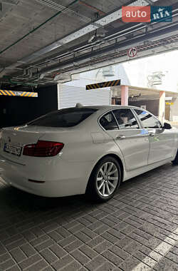 Седан BMW 5 Series 2014 в 