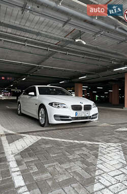 Седан BMW 5 Series 2014 в 