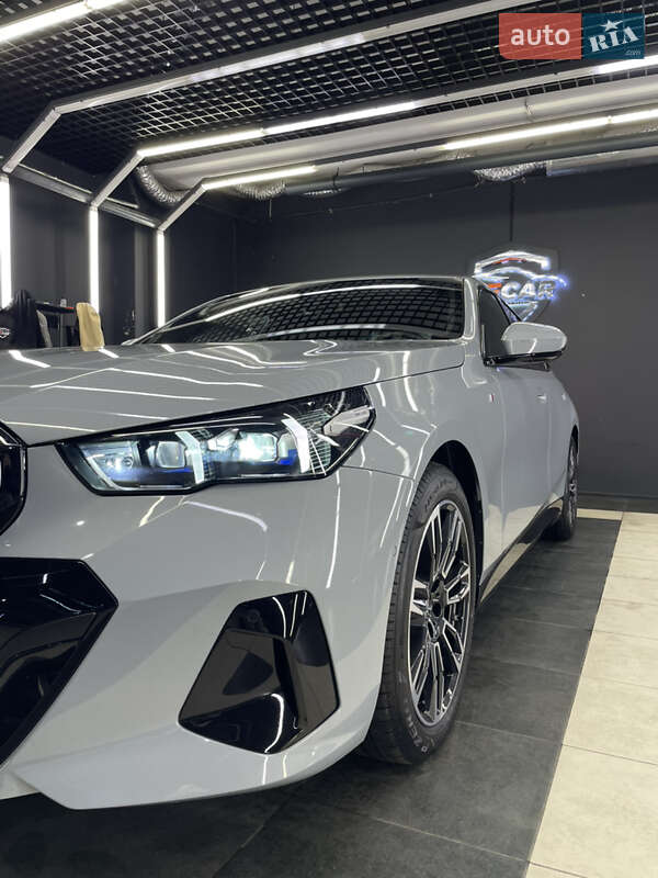 Седан BMW 5 Series 2024 в Киеве фото 9 Седан BMW 5 Series 2024 в Киеве