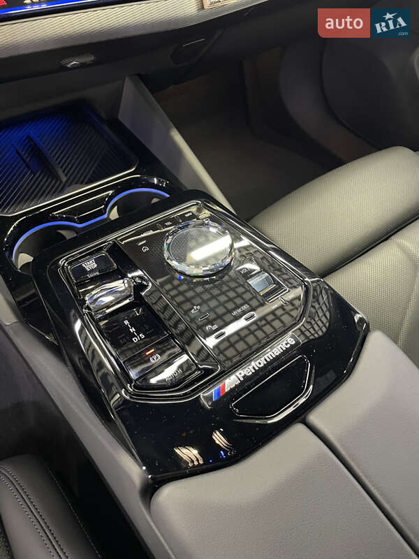Седан BMW 5 Series 2024 в Киеве фото 29 Седан BMW 5 Series 2024 в Киеве