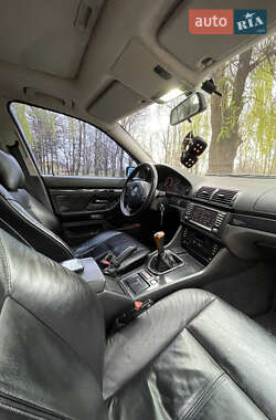 Седан BMW 5 Series 2002 в 