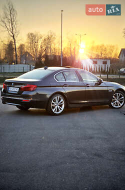 Седан BMW 5 Series 2013 в 