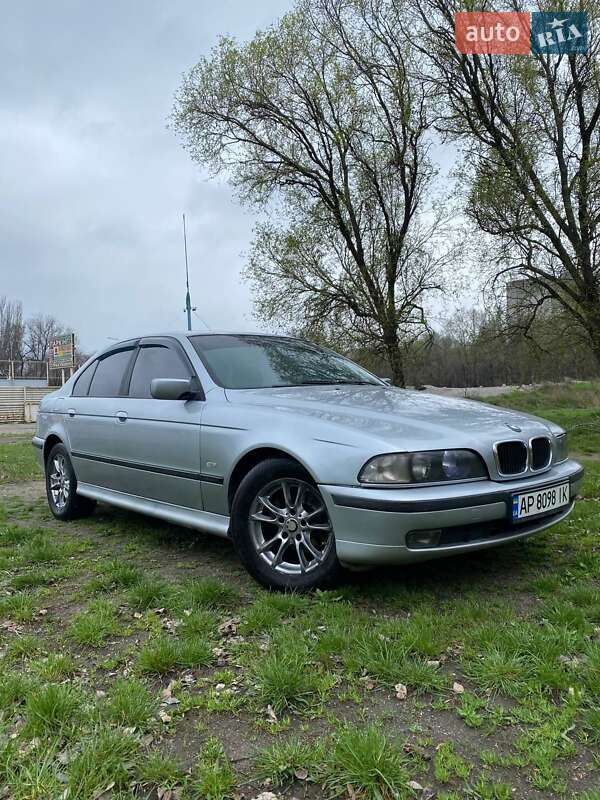 BMW 5 Series 1998