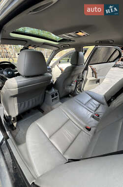 Седан BMW 5 Series 2004 в 