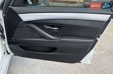 Седан BMW 5 Series 2011 в 