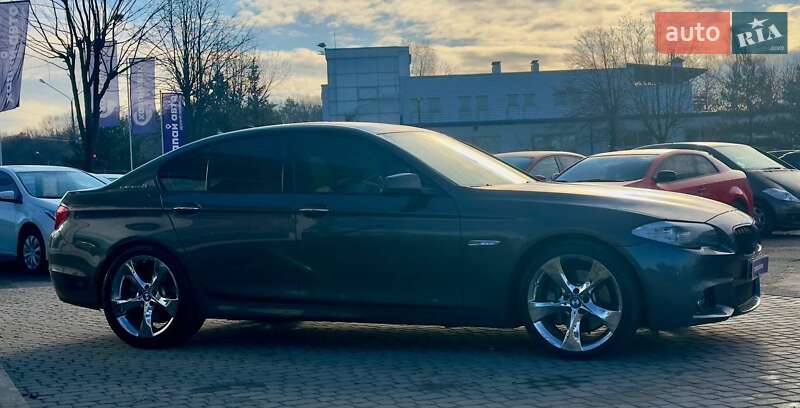 Седан BMW 5 Series 2013 в Львове