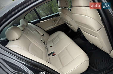 Седан BMW 5 Series 2012 в 