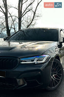 Седан BMW 5 Series 2017 в 