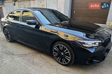 Седан BMW 5 Series 2021 в 