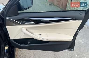 Седан BMW 5 Series 2021 в 