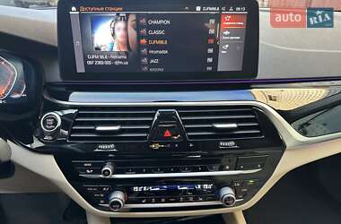 Седан BMW 5 Series 2021 в 