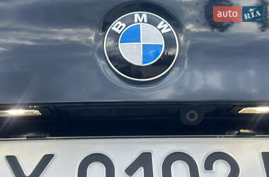 Седан BMW 5 Series 2012 в 
