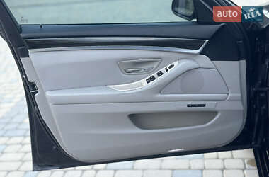 Седан BMW 5 Series 2012 в 