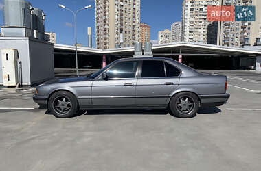 Седан BMW 5 Series 1991 в 