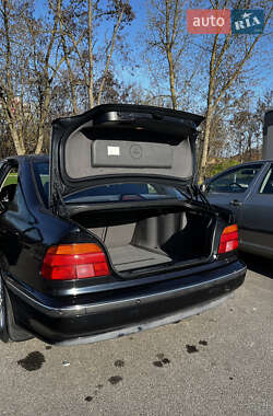 Седан BMW 5 Series 1999 в 