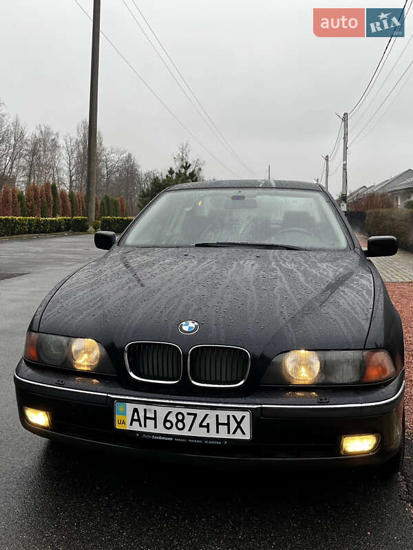 Седан BMW 5 Series 1999 в 