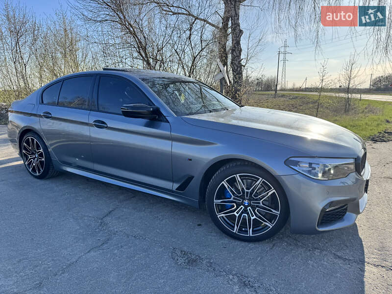 Седан BMW 5 Series 2017 в 