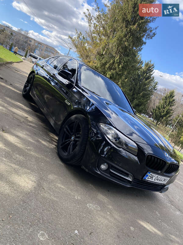 Седан BMW 5 Series 2014 в 