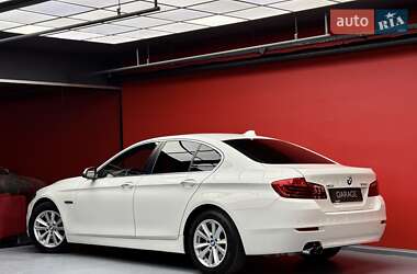 Седан BMW 5 Series 2016 в 