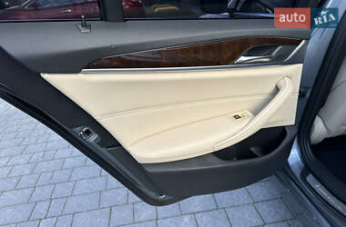 Седан BMW 5 Series 2019 в 