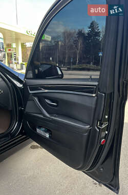 Седан BMW 5 Series 2012 в 