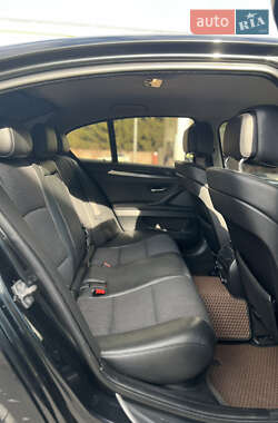 Седан BMW 5 Series 2012 в 