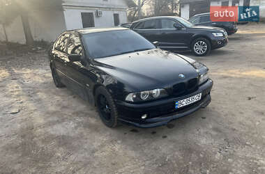 Седан BMW 5 Series 2002 в Львове